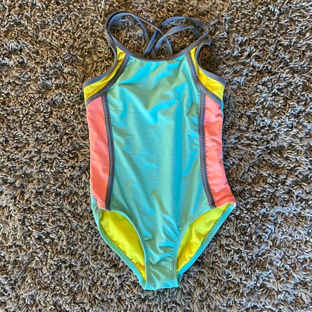 Girls one piece bathing suit
